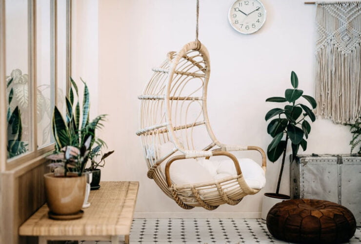 Hanging Chair With Stand